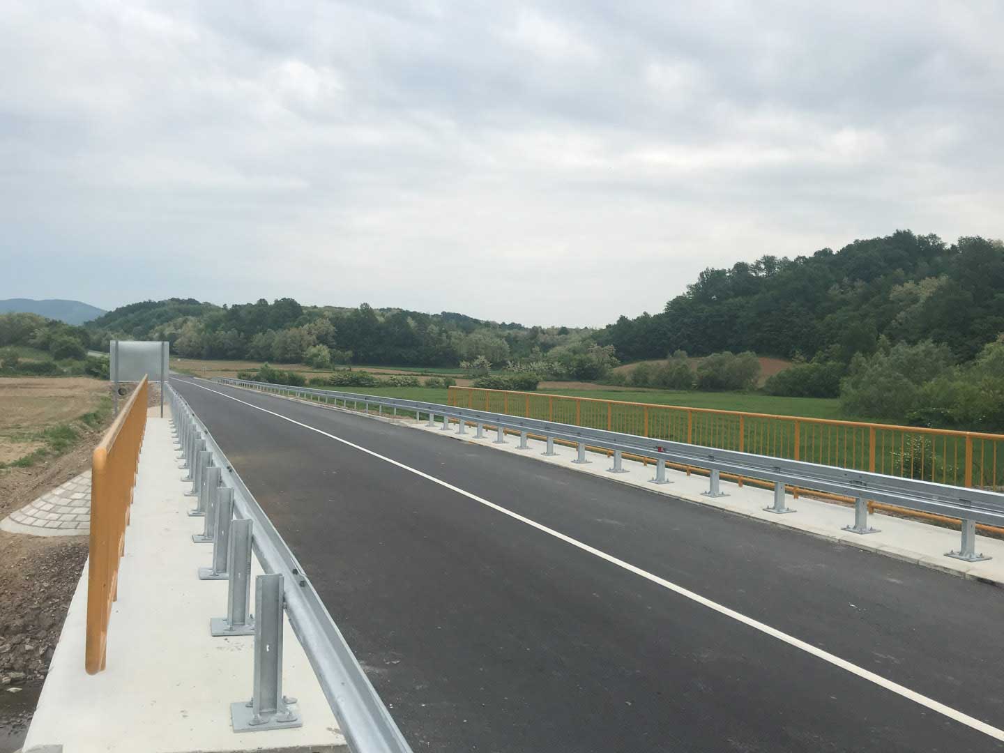 Izgradnja Mosta Na Reci Cernica 01